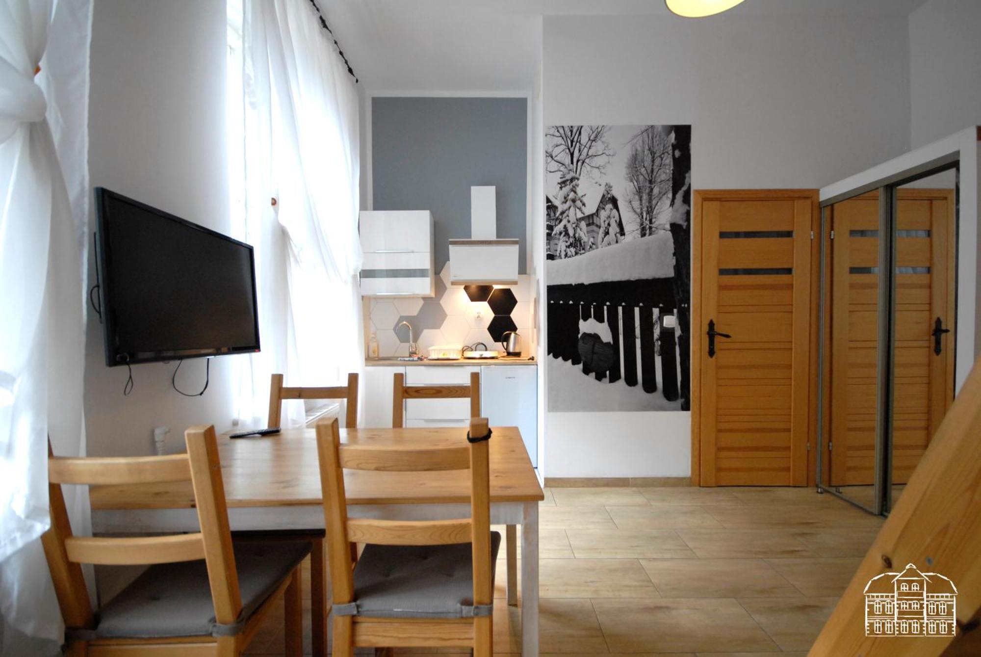 Appartamento Franciszek Przy Parku Szwedzkim Szczawno-Zdroj Esterno foto